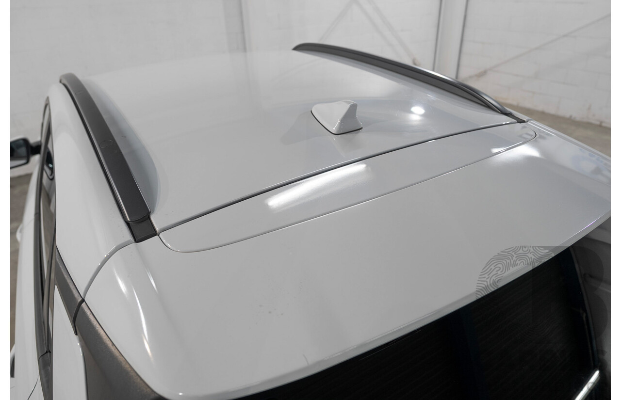 06/2019 Hyundai Kona Elite Electric OS.3 4d Wagon White Electric