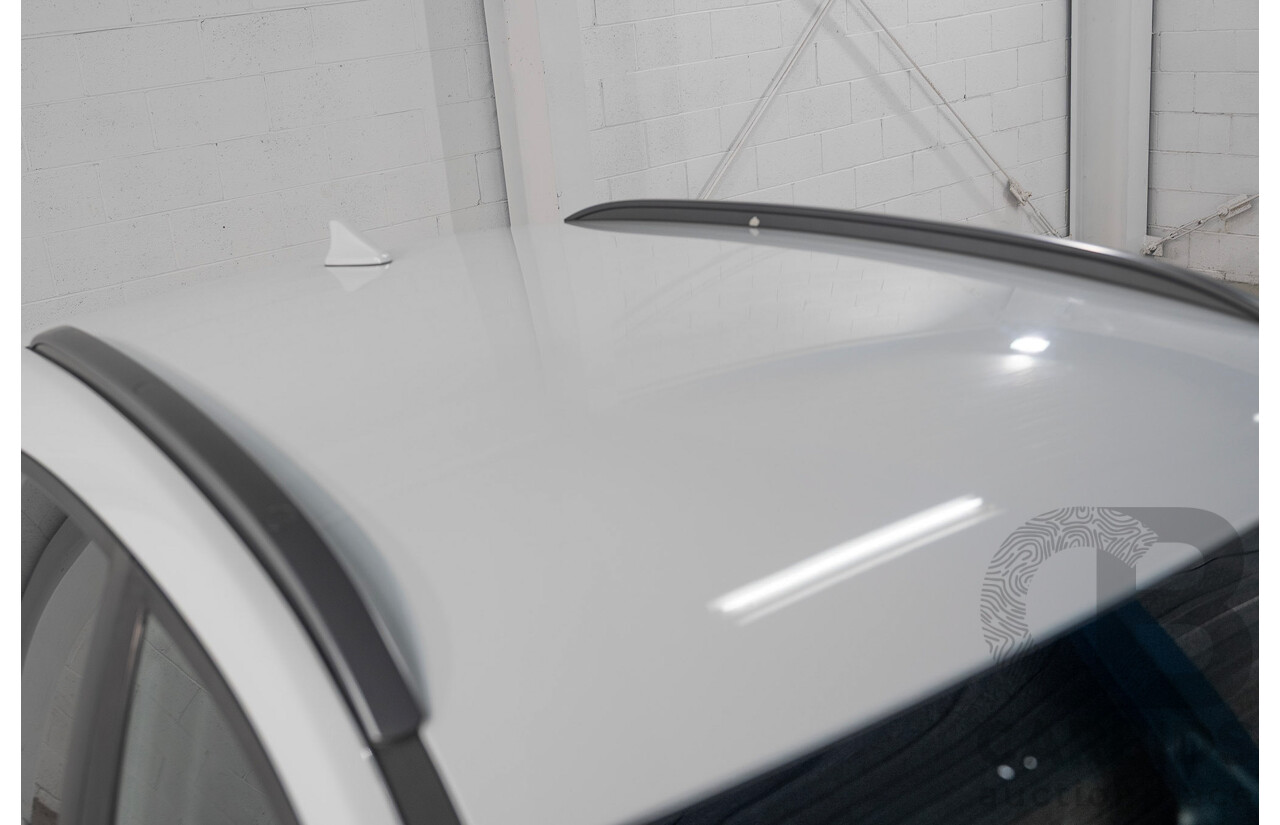 06/2019 Hyundai Kona Elite Electric OS.3 4d Wagon White Electric