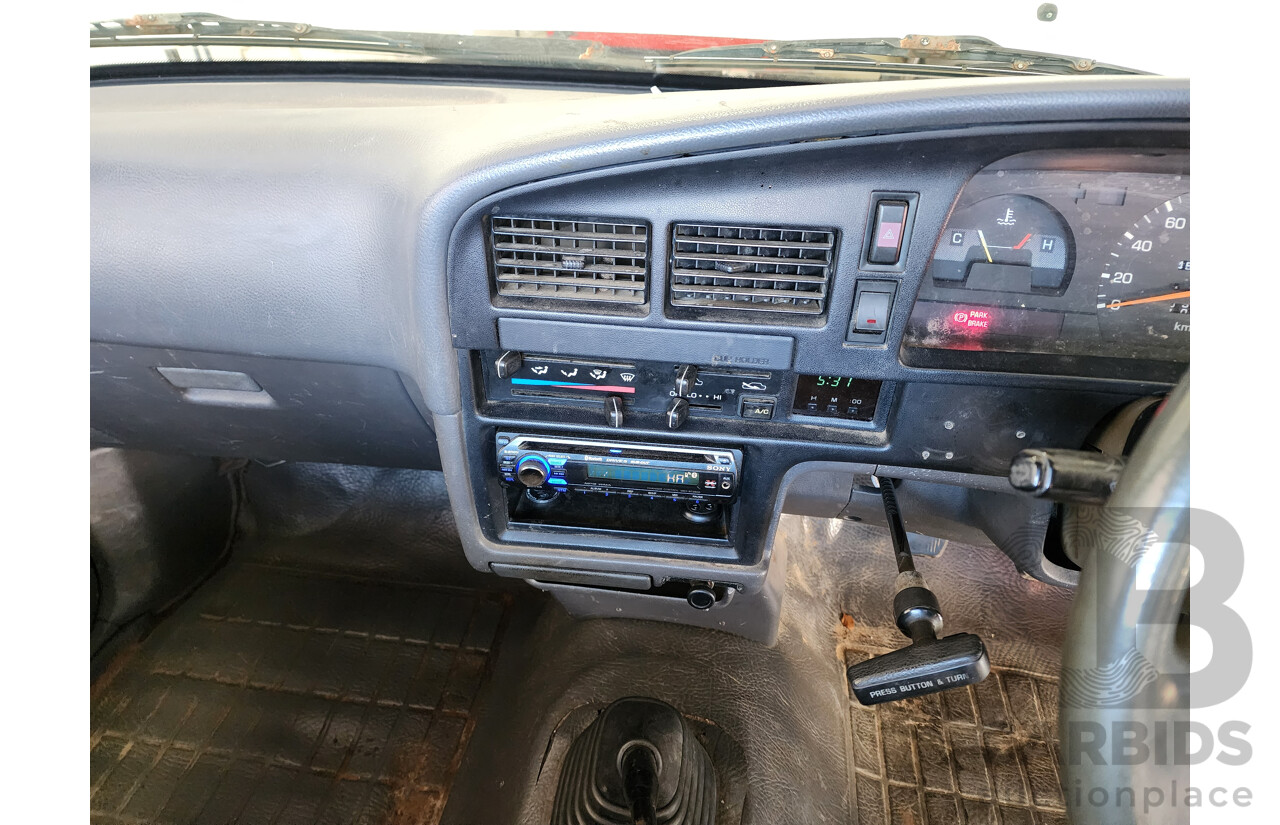 02/1993 Toyota Hilux  RN85R C/Chas White 2.4L