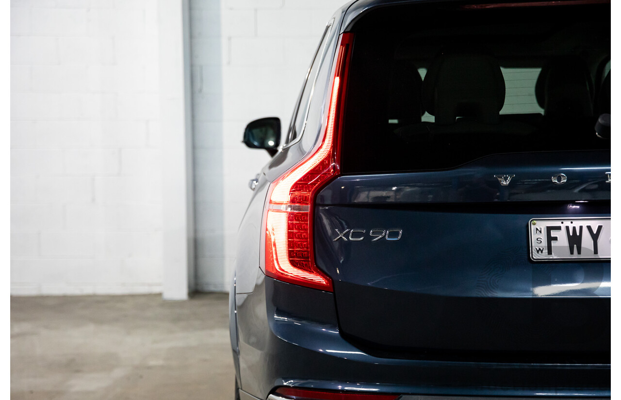 02/2020 Volvo XC90 D5 Inscription (AWD) 256 MY20 4d Wagon Blue Turbo Diesel 2.0L