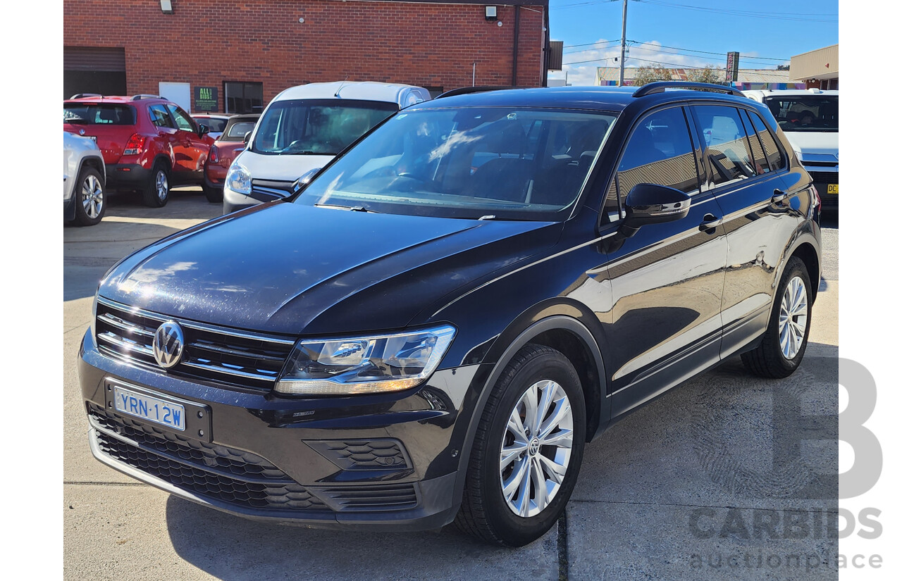 01/2017 Volkswagen Tiguan 110 TSI 5NA MY16 4d Wagon Black Turbo 1.4L