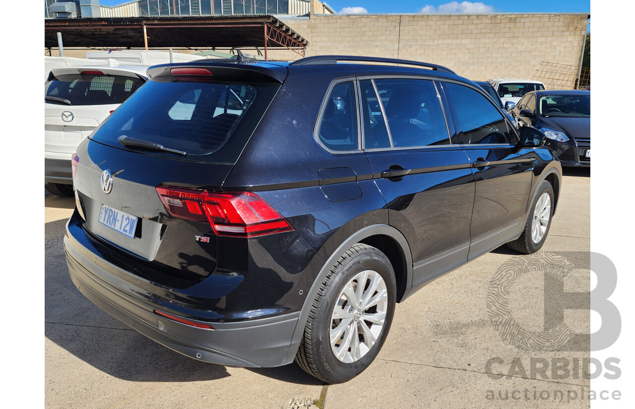 01/2017 Volkswagen Tiguan 110 TSI 5NA MY16 4d Wagon Black Turbo 1.4L