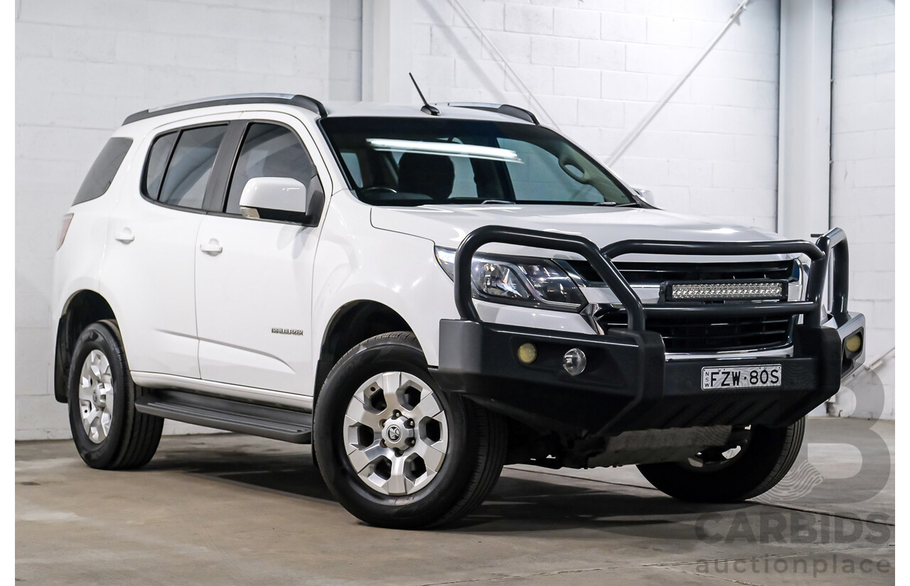 10/2016 Holden Trailblazer LT (4x4) RG MY17 4d Wagon White Turbo Diesel 2.8L