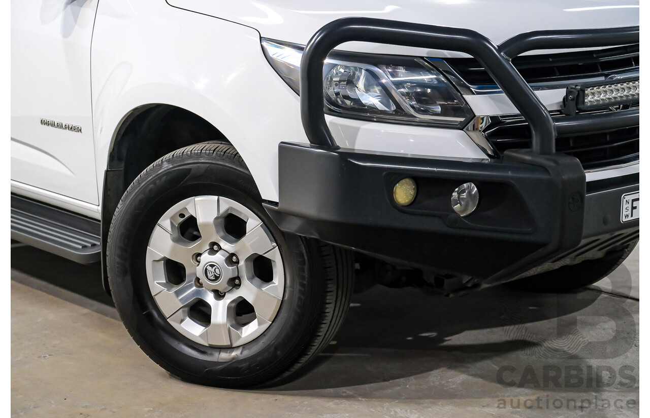 10/2016 Holden Trailblazer LT (4x4) RG MY17 4d Wagon White Turbo Diesel 2.8L