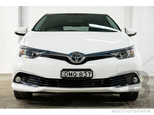 03/2017 Toyota Corolla Ascent ZRE182R MY17 5d Hatchback White 1.8L