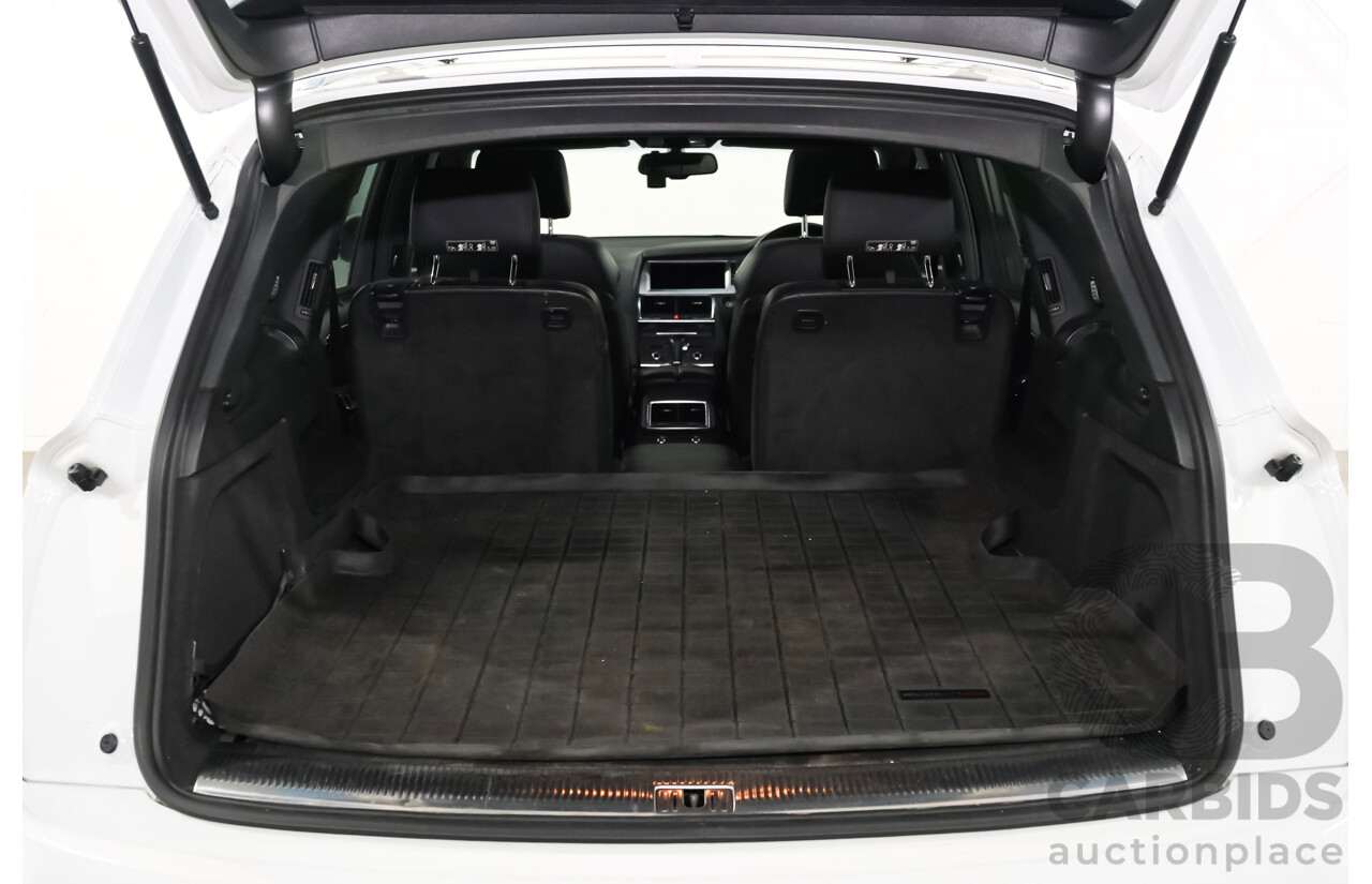 11/2010 Audi Q7 4.2 TDI Quattro AWD MY11 4d Wagon White Twin Turbo diesel 4.1L