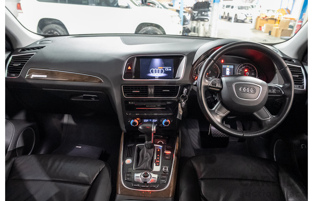 09/2014 Audi Q5 2.0 TDI Quattro (AWD) 8R MY14 4D Wagon Silver Turbo Diesel 2.0L