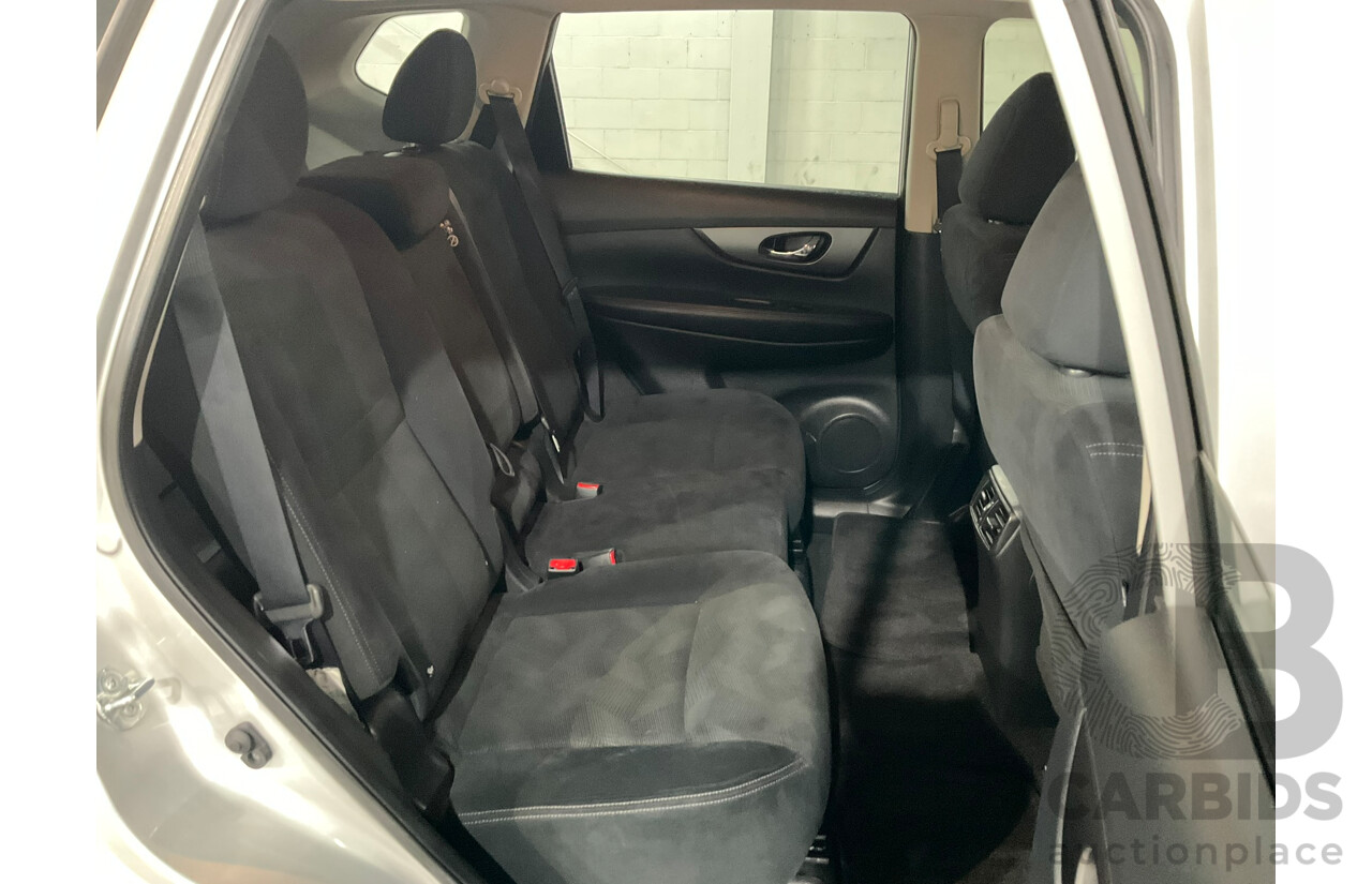 10/2016 Nissan X-Trail ST T32 4D Wagon Silver 2.5L - 7 Seater