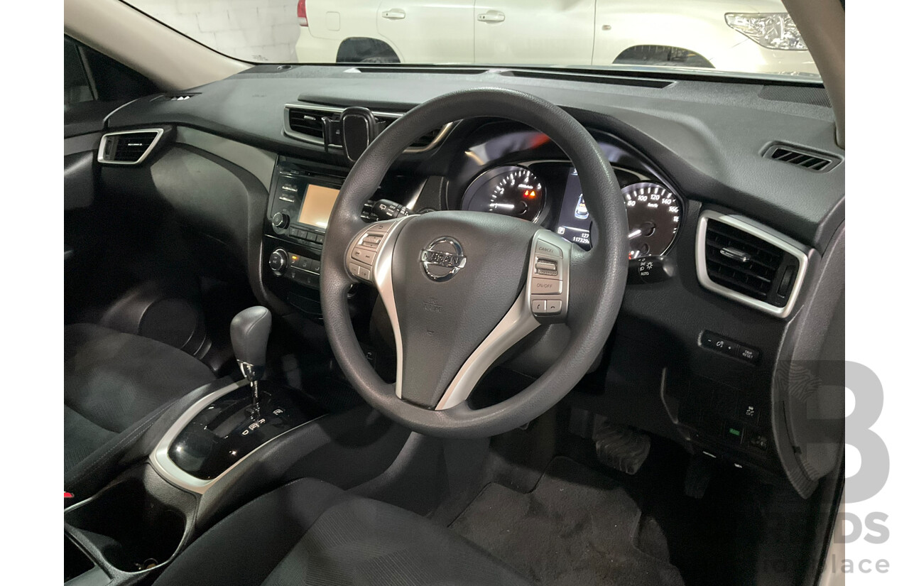 10/2016 Nissan X-Trail ST T32 4D Wagon Silver 2.5L - 7 Seater