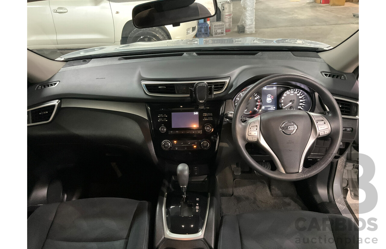 10/2016 Nissan X-Trail ST T32 4D Wagon Silver 2.5L - 7 Seater