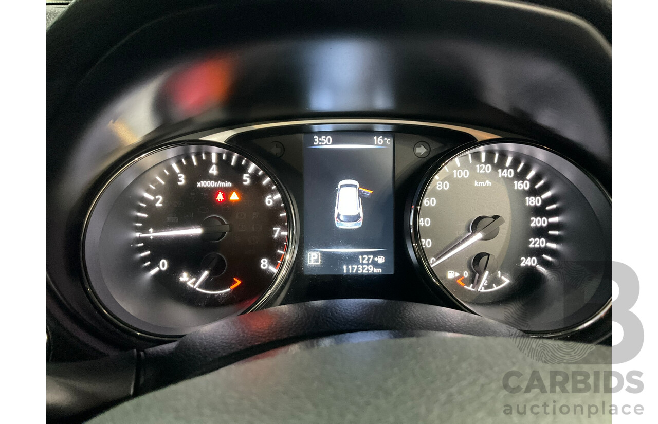 10/2016 Nissan X-Trail ST T32 4D Wagon Silver 2.5L - 7 Seater