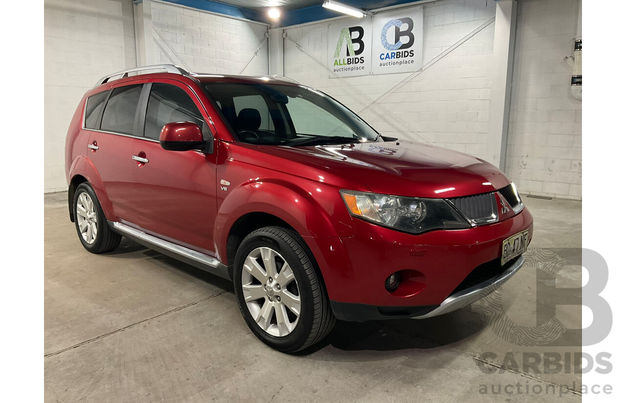 07/2009 Mitsubishi Outlander VR-X 7 Seater 4x4 ZG MY08 4d Wagon Red 3.0L