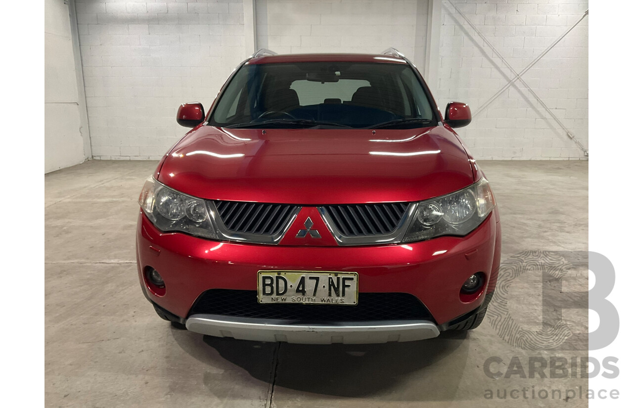 07/2009 Mitsubishi Outlander VR-X 7 Seater 4x4 ZG MY08 4d Wagon Red 3.0L
