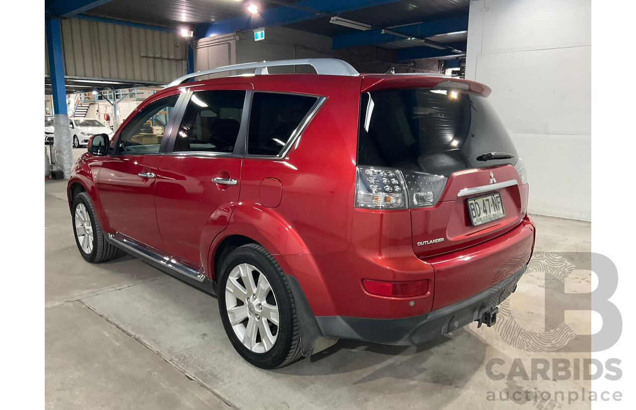 07/2009 Mitsubishi Outlander VR-X 7 Seater 4x4 ZG MY08 4d Wagon Red 3.0L