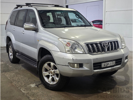 7/2004 Toyota Landcruiser Prado GXL (4x4) GRJ120R 4d Wagon Silver Metallic V6 4.0L