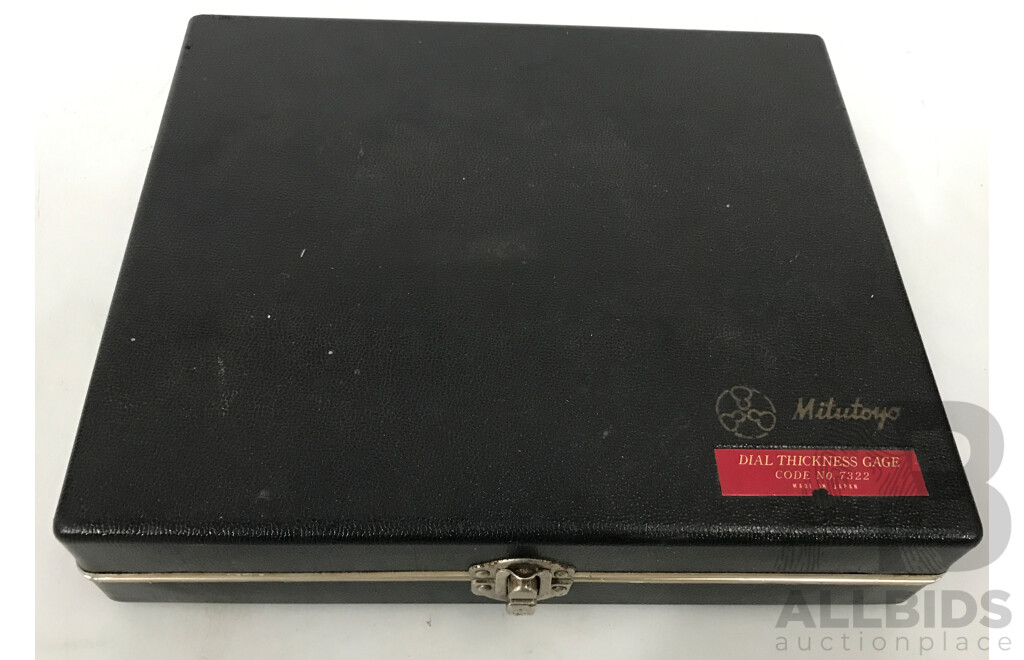 Mitutoyo (7322) Dial Thickness Gage with Case
