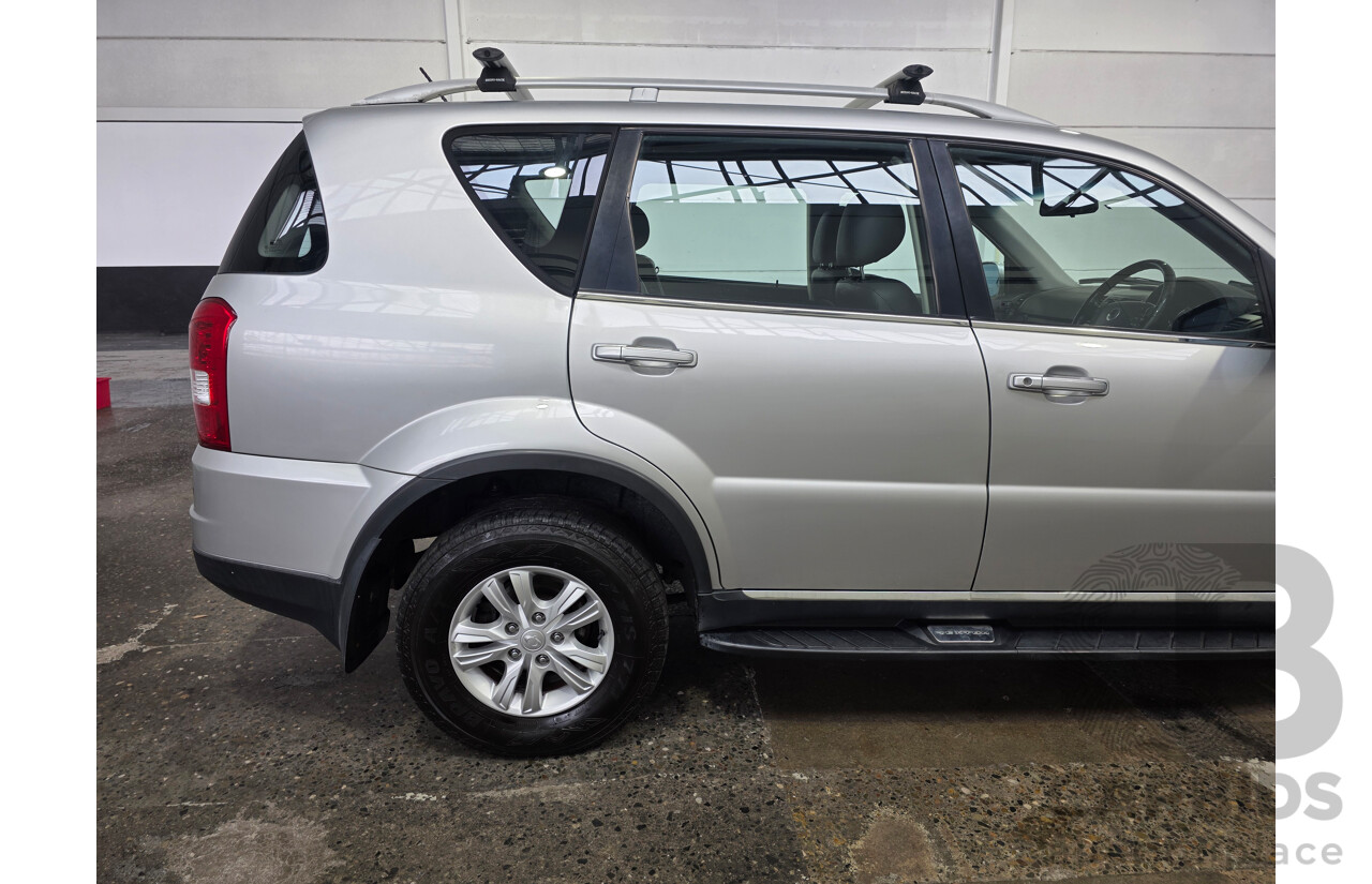 6/2015 Ssangyong Rexton SX (AWD) Y200 MY15 4d Wagon Silver Turbo Diesel 2.0L - 7 Seater