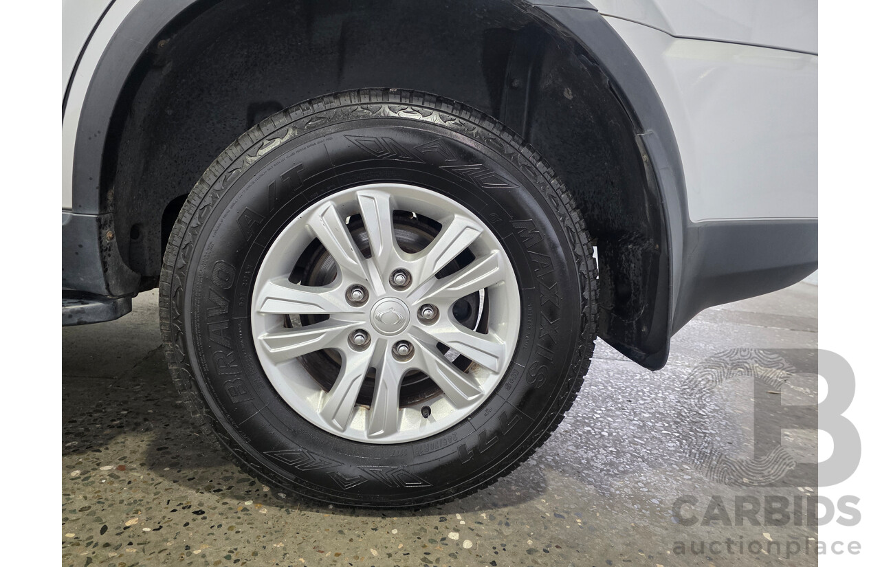 6/2015 Ssangyong Rexton SX (AWD) Y200 MY15 4d Wagon Silver Turbo Diesel 2.0L - 7 Seater