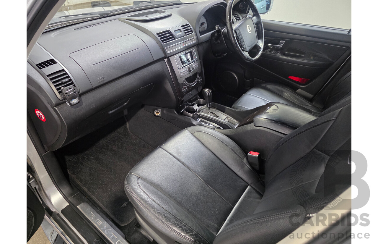6/2015 Ssangyong Rexton SX (AWD) Y200 MY15 4d Wagon Silver Turbo Diesel 2.0L - 7 Seater