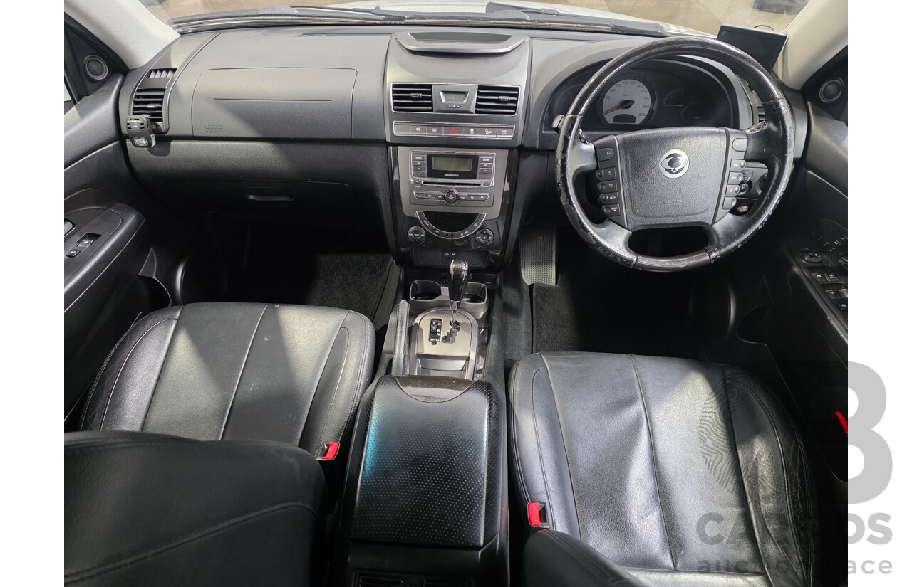 6/2015 Ssangyong Rexton SX (AWD) Y200 MY15 4d Wagon Silver Turbo Diesel 2.0L - 7 Seater