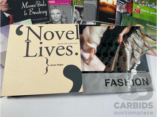 Thirteen Australian Stamp Booklets Including Australian Birds, Shining Lights, Novel Lives, Diva, Barry Humphries, Trailblazers and More