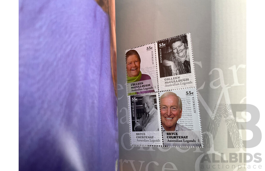 Thirteen Australian Stamp Booklets Including Australian Birds, Shining Lights, Novel Lives, Diva, Barry Humphries, Trailblazers and More