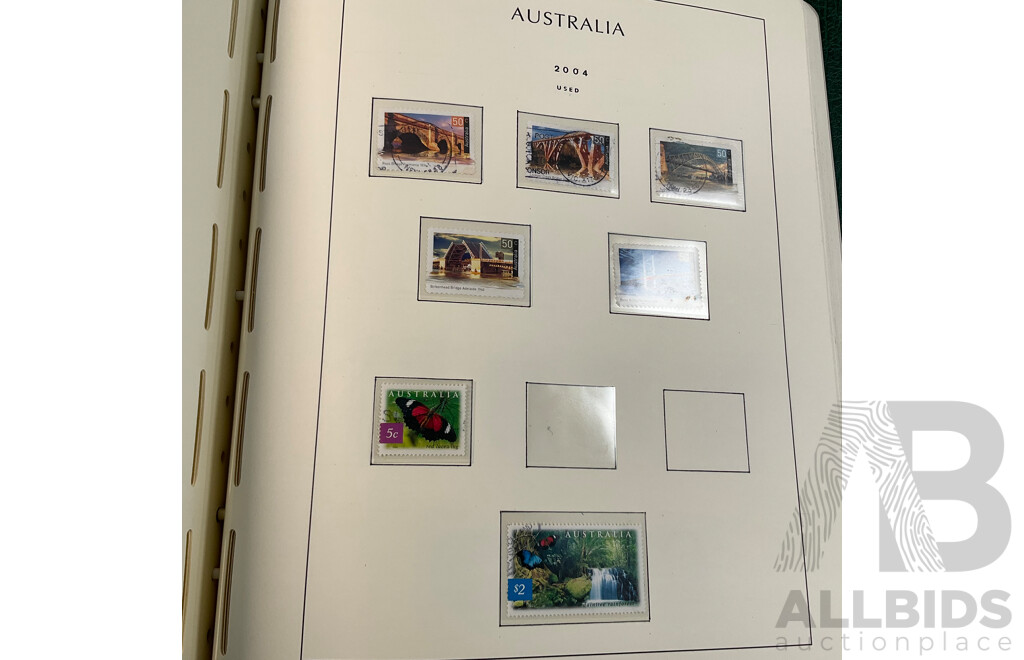 Leuchtturm Album of Australian Mint and Cancelled Stamps Spanning 2001 to 2005, Many Sets