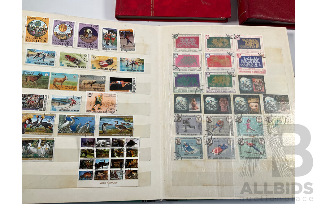 Four Albums of Vintage International Stamps Including Australia, Christmas Island, Haiti, Mexico, Umm Al Quwain, Volta, Niger, Seiyun, New Zealand Seven Seas Hingless Pages 1981 to 1987