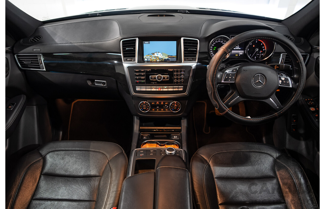 5/2015 Mercedes-Benz GL350 BlueTEC (AWD) X166 MY14 4d Wagon Black Turbo Diesel 3.0L