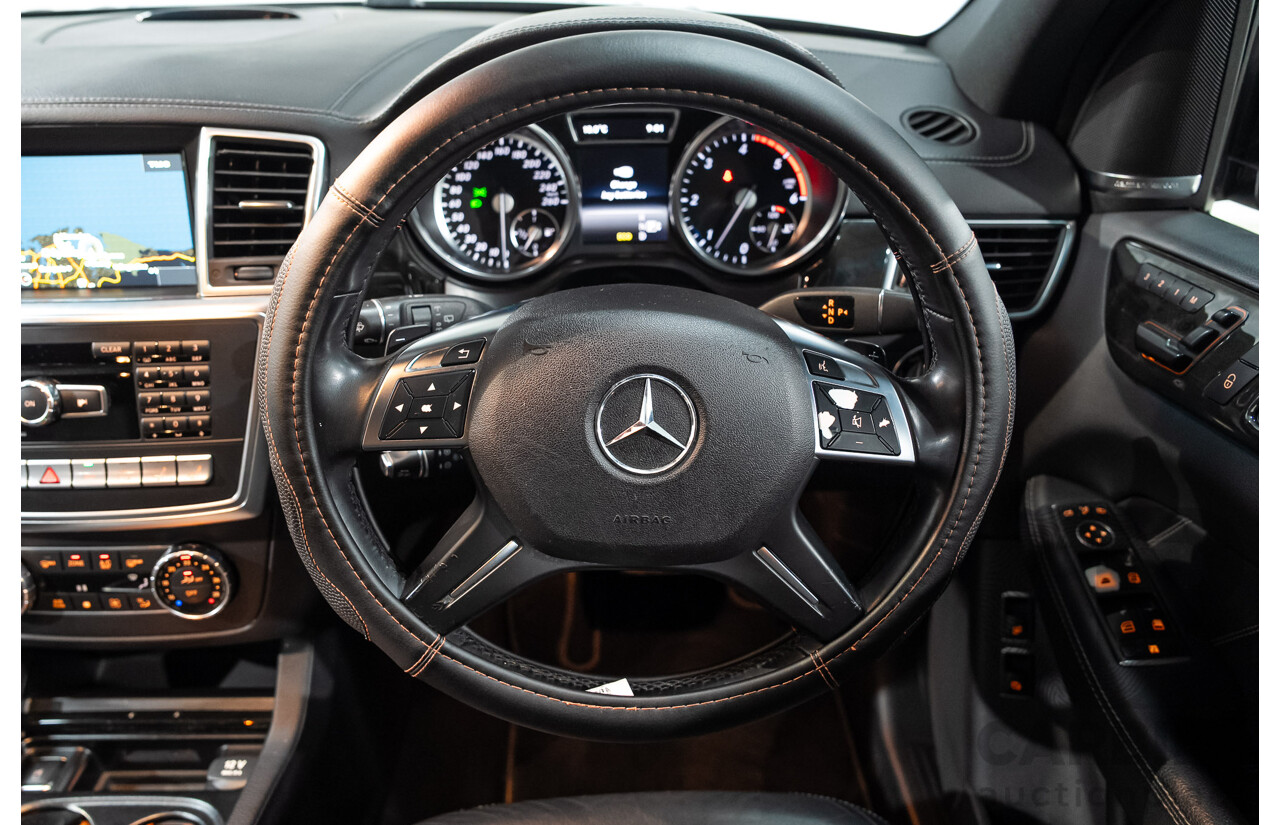 5/2015 Mercedes-Benz GL350 BlueTEC (AWD) X166 MY14 4d Wagon Black Turbo Diesel 3.0L