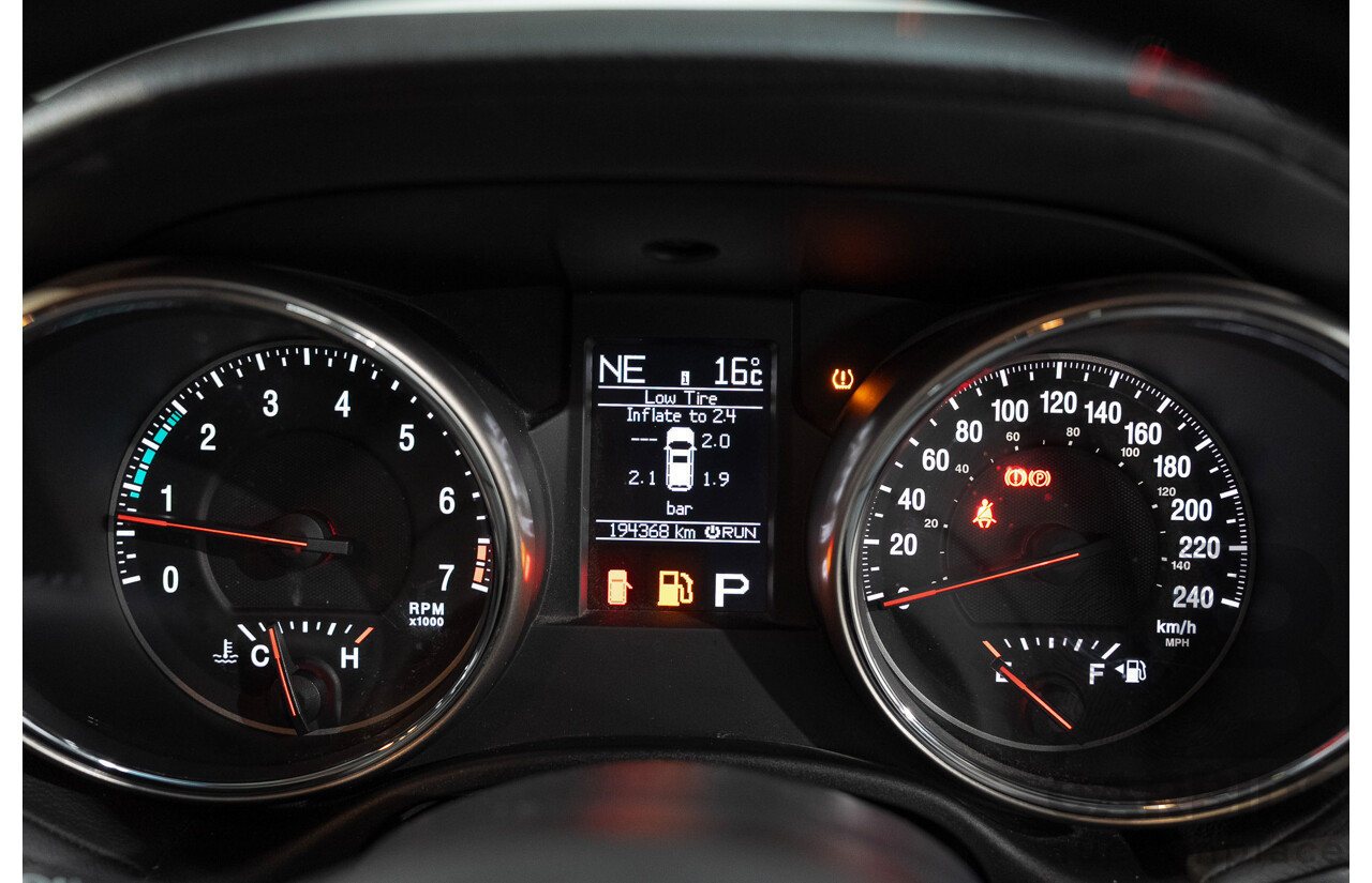01/2013 Jeep Grand Cherokee Overland (4x4) WK MY12 4d Wagon Black 3.6L