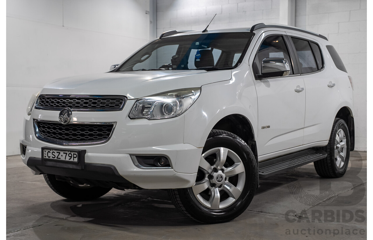 08/2014 Holden Colorado 7 LTZ (4x4) RG MY14 4D Wagon White Turbo Diesel 2.8L - 7 Seater