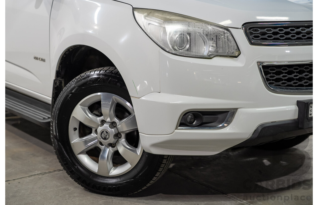 08/2014 Holden Colorado 7 LTZ (4x4) RG MY14 4D Wagon White Turbo Diesel 2.8L - 7 Seater
