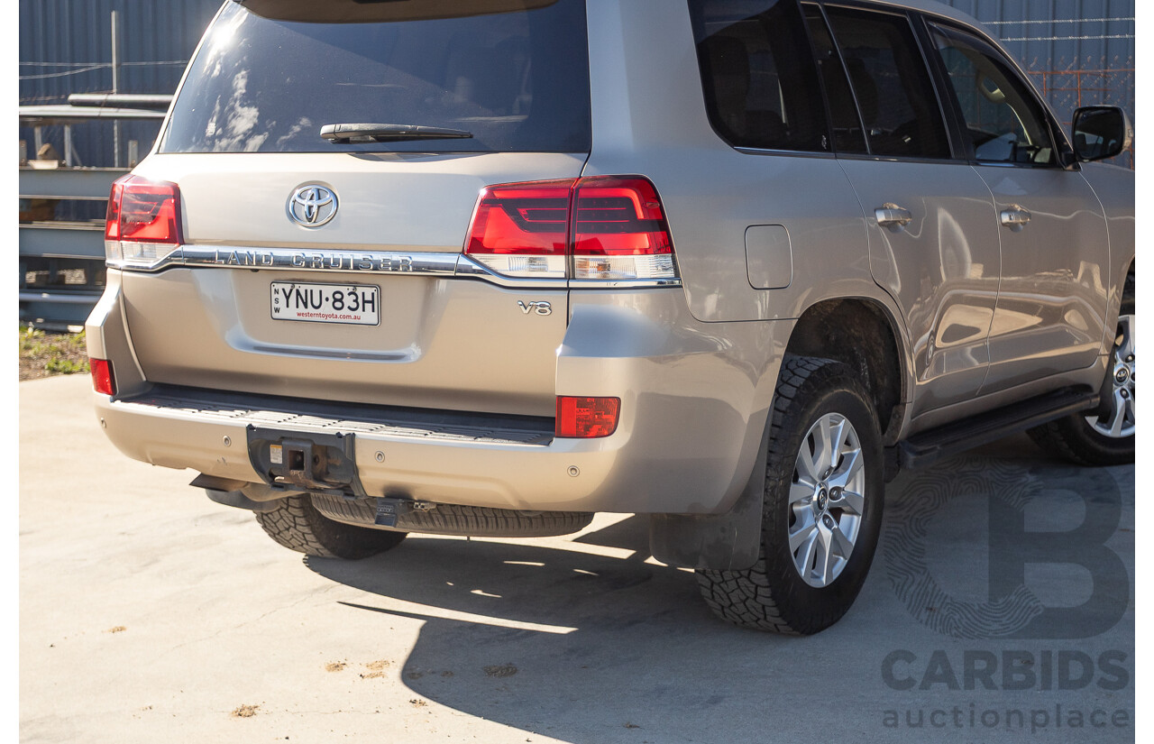 11/2016 Toyota Landcruiser VX (4x4) VDJ200R MY16 4D Wagon Sonora Gold Metallic 4.5L