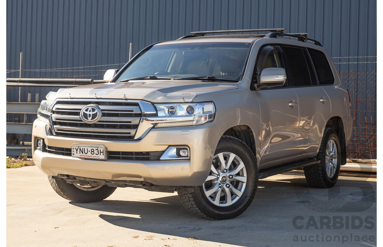 11/2016 Toyota Landcruiser VX (4x4) VDJ200R MY16 4D Wagon Sonora Gold Metallic 4.5L