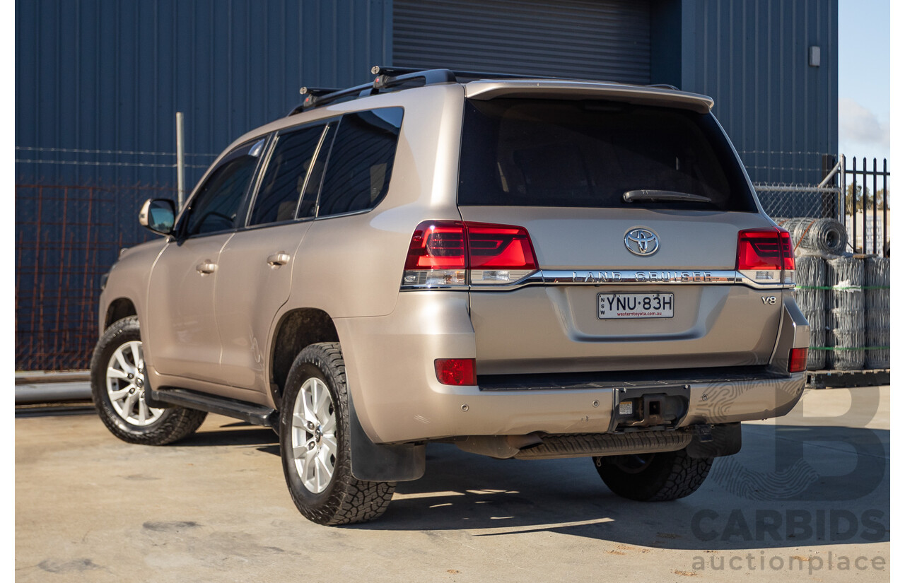 11/2016 Toyota Landcruiser VX (4x4) VDJ200R MY16 4D Wagon Sonora Gold Metallic 4.5L