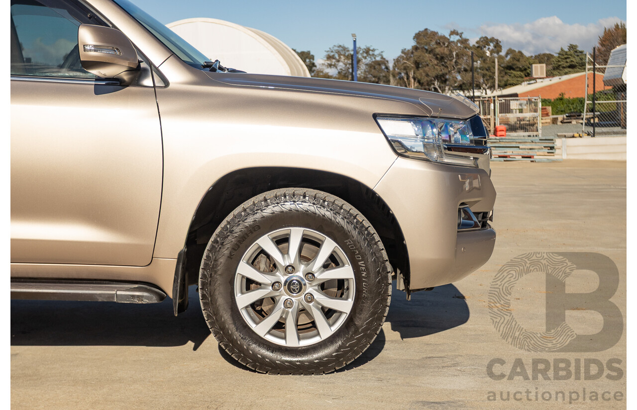 11/2016 Toyota Landcruiser VX (4x4) VDJ200R MY16 4D Wagon Sonora Gold Metallic 4.5L