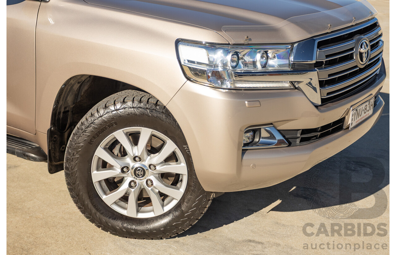 11/2016 Toyota Landcruiser VX (4x4) VDJ200R MY16 4D Wagon Sonora Gold Metallic 4.5L