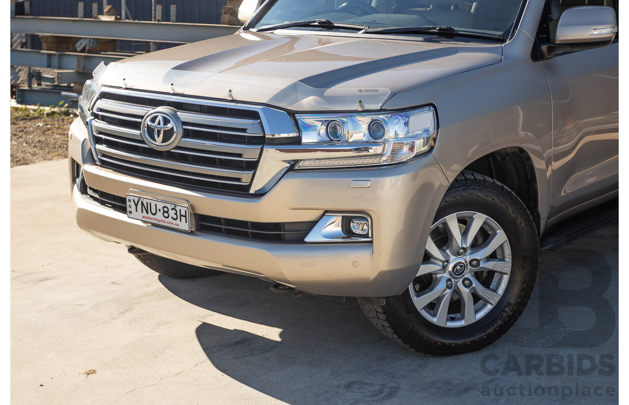 11/2016 Toyota Landcruiser VX (4x4) VDJ200R MY16 4D Wagon Sonora Gold Metallic 4.5L