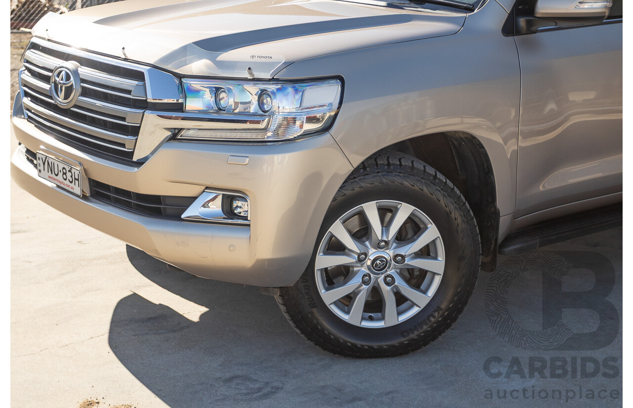 11/2016 Toyota Landcruiser VX (4x4) VDJ200R MY16 4D Wagon Sonora Gold Metallic 4.5L