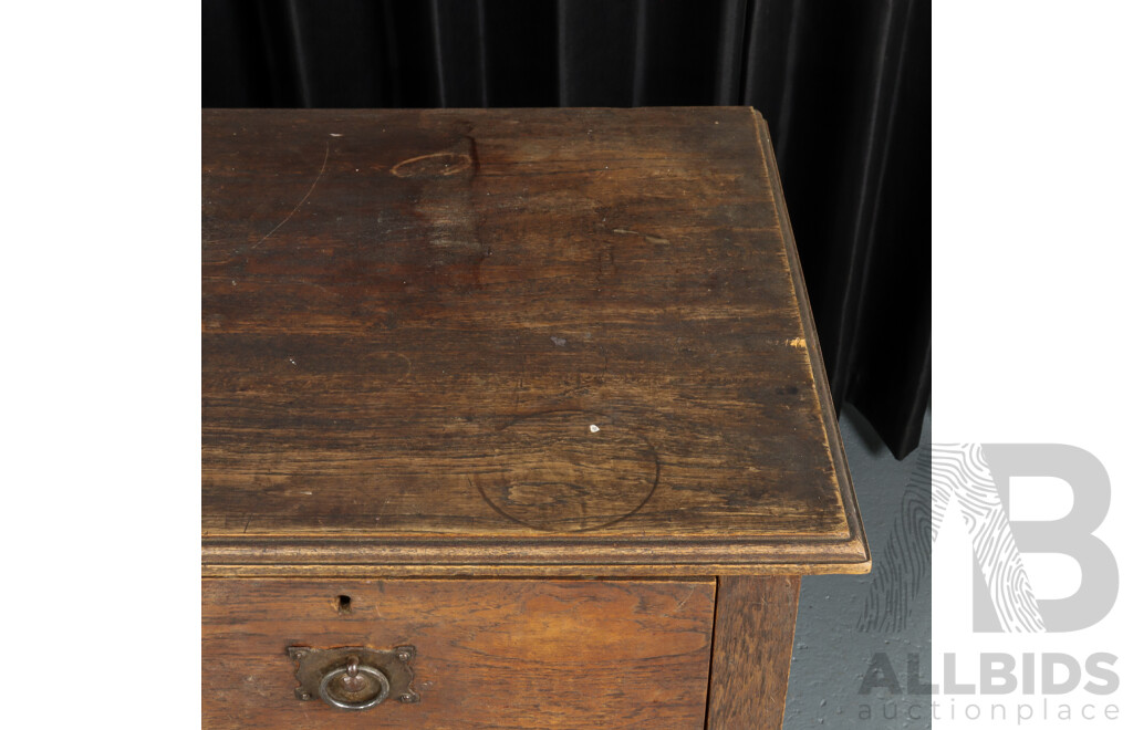 Arts and Crafts Oak Chest