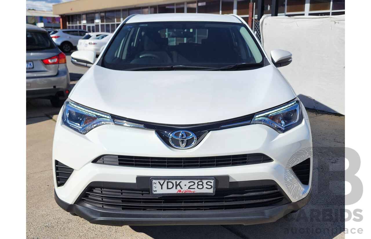 01/2016 Toyota Rav4 GX (2wd) ZSA42R 4d Wagon White 2.0L