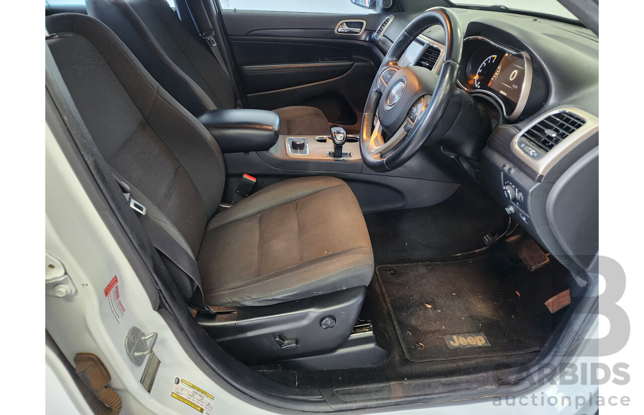 08/2014 Jeep Grand Cherokee Laredo (4x4) WK MY14 4d Wagon White 3.0L