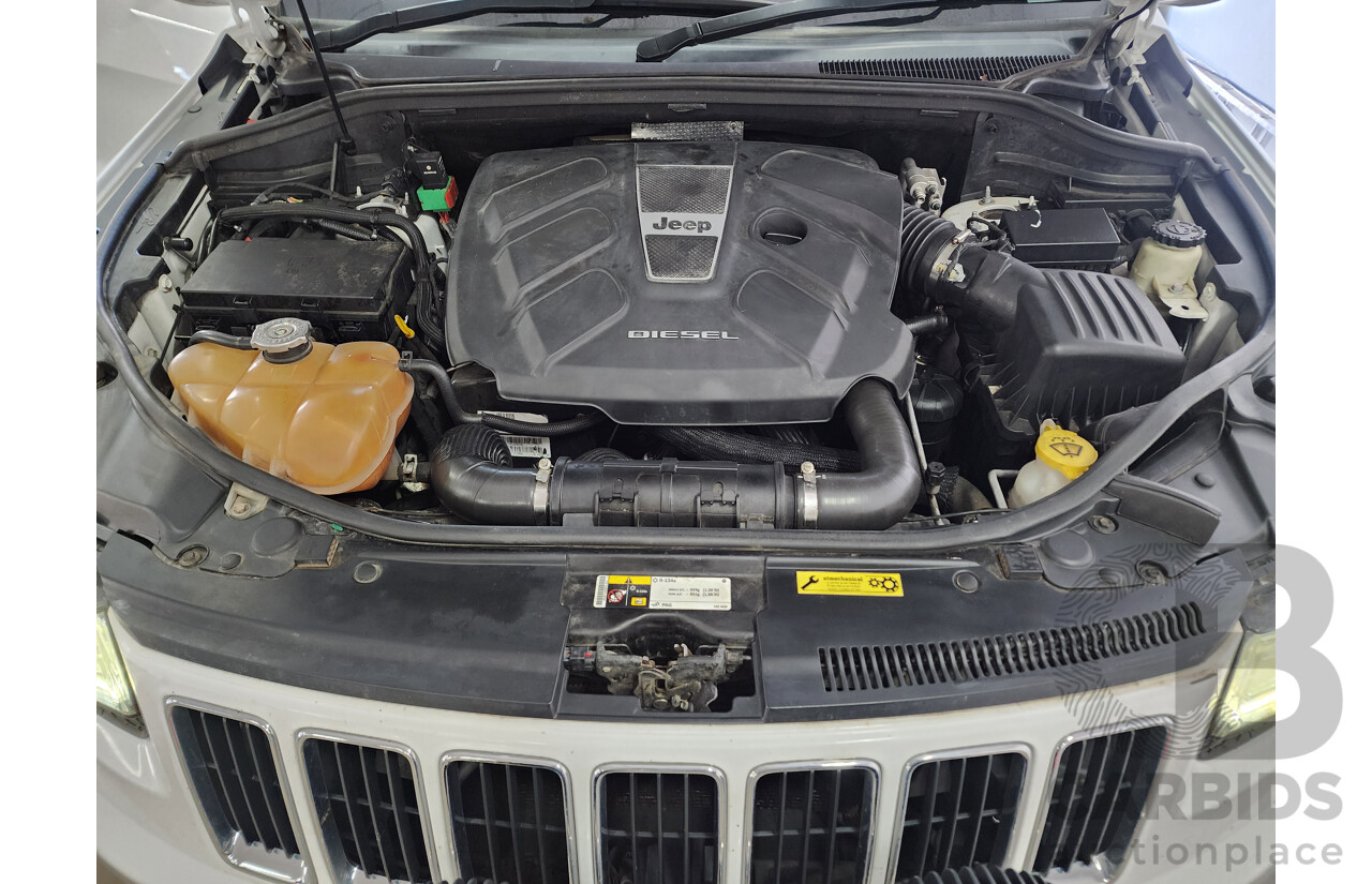 08/2014 Jeep Grand Cherokee Laredo (4x4) WK MY14 4d Wagon White 3.0L