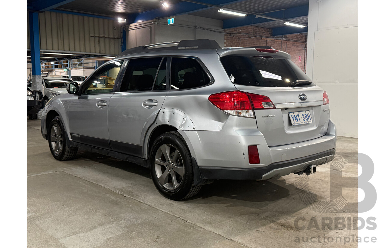 11/2013 Subaru Outback 2.5i MY13 4d Wagon Silver 2.5L