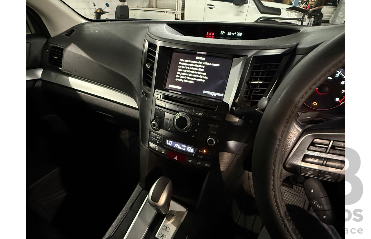 11/2013 Subaru Outback 2.5i MY13 4d Wagon Silver 2.5L