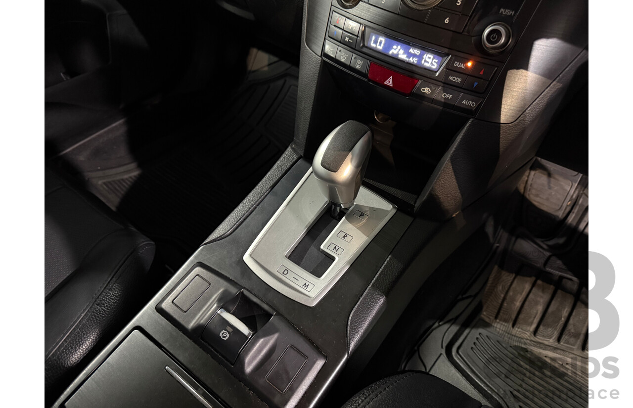 11/2013 Subaru Outback 2.5i MY13 4d Wagon Silver 2.5L