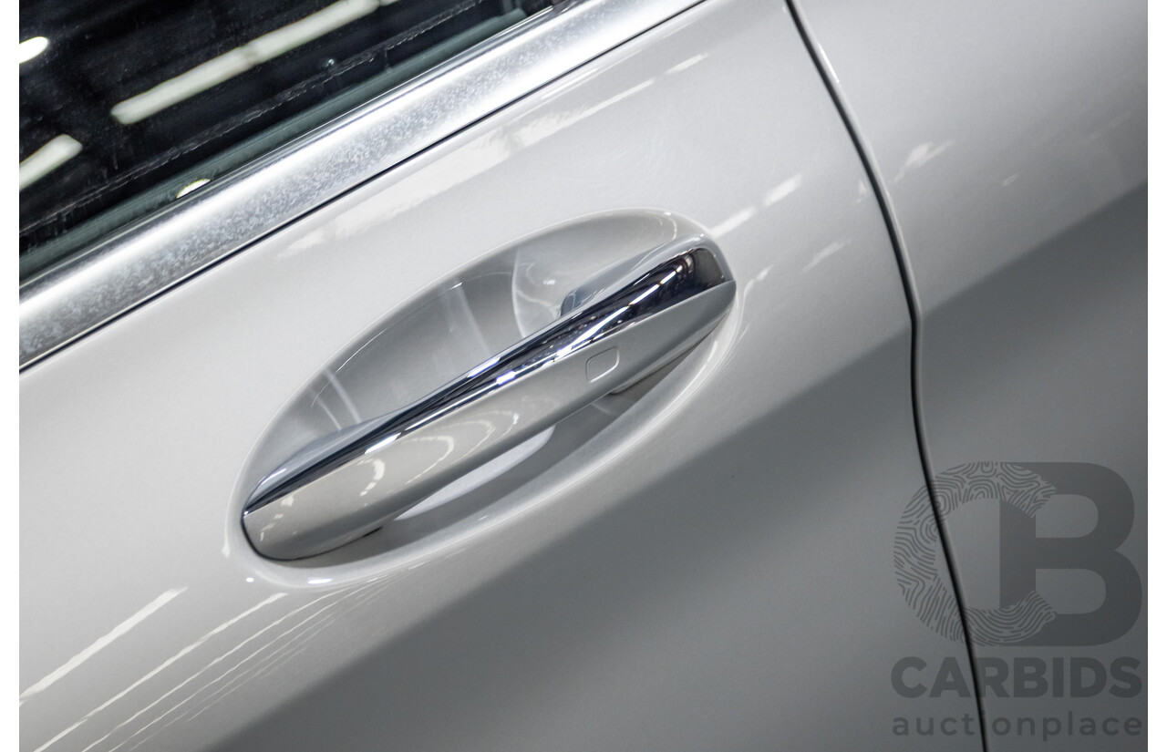 01/2015 Mercedes-Benz C250 (RWD) W205 4D Sedan Iridium Silver Metallic Turbo 2.0L
