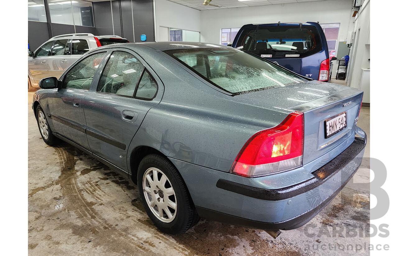 07/2002 Volvo S60 2.4 20V SE  4d Sedan Green 2.4L