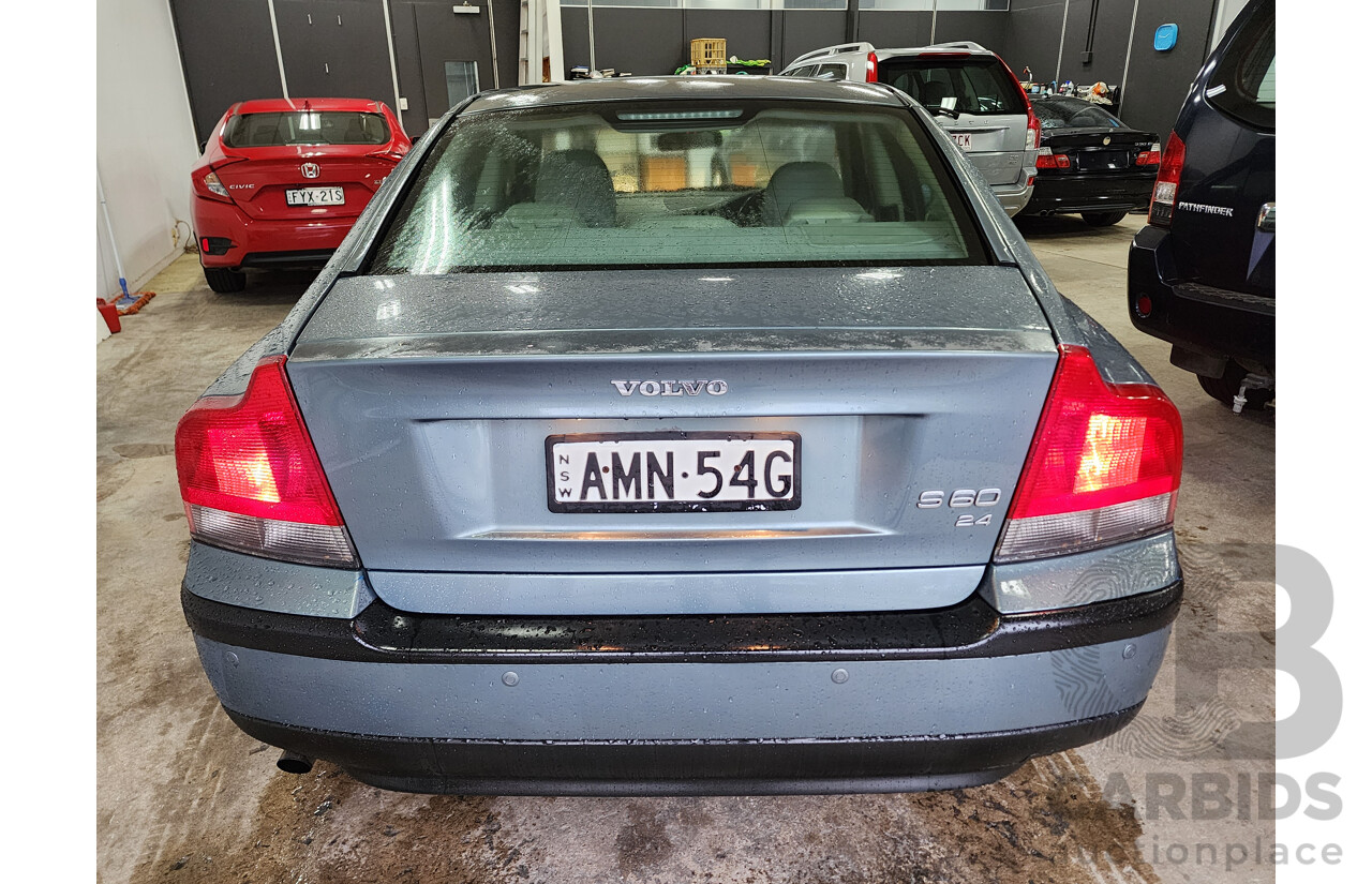 07/2002 Volvo S60 2.4 20V SE  4d Sedan Green 2.4L